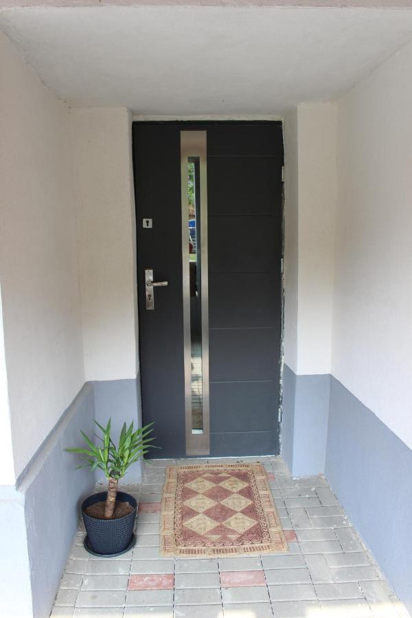 Apartment U Vlada *